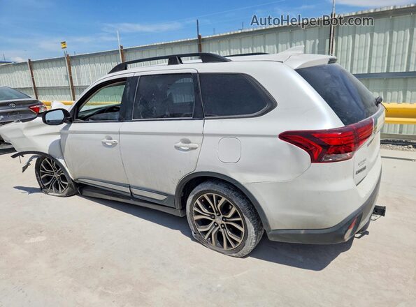 JA4AZ3A30JZ006800 2018 MITSUBISHI OUTLANDER White Trasero derecho