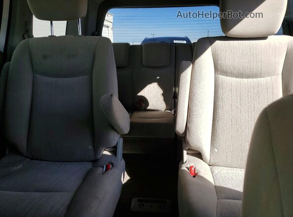 JN8AE2KP4G9156788 2016 NISSAN QUEST Silver Widok wnętrza z tyłu