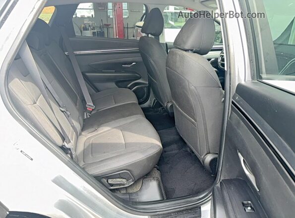5NMJBCAE6NH118619 2022 HYUNDAI TUCSON Silver წინა სალონის ხედი