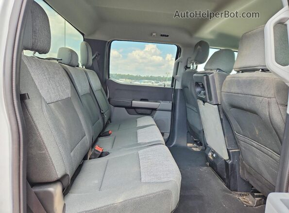1FT7W2BA5SED86273 2025 FORD F250 White Widok wnętrza z tyłu