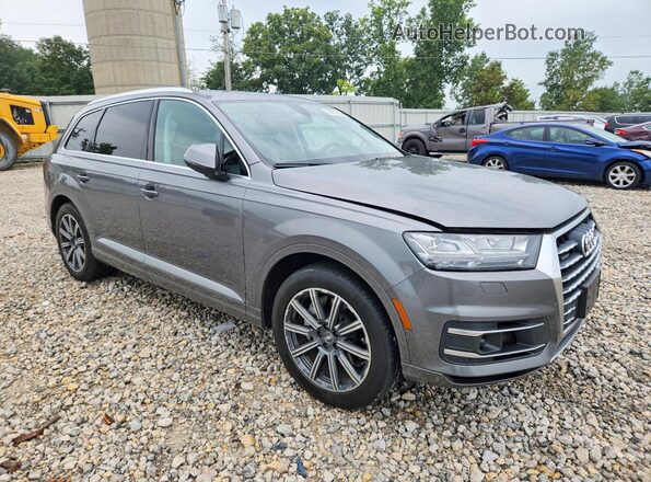 WA1VAAF76JD023641 2018 AUDI Q7 Gray Front view