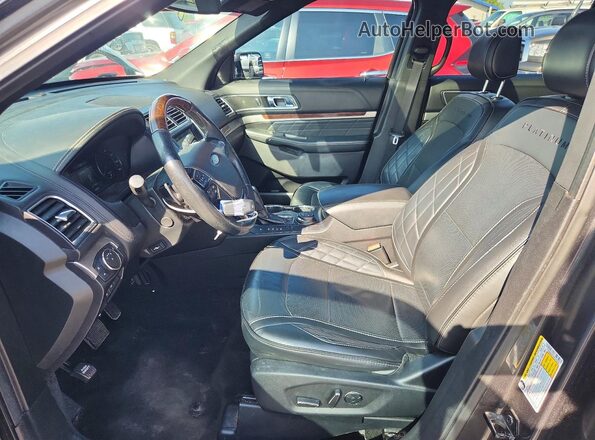 1FM5K8HT0HGC45649 2017 FORD EXPLORER Gray Dashboard view