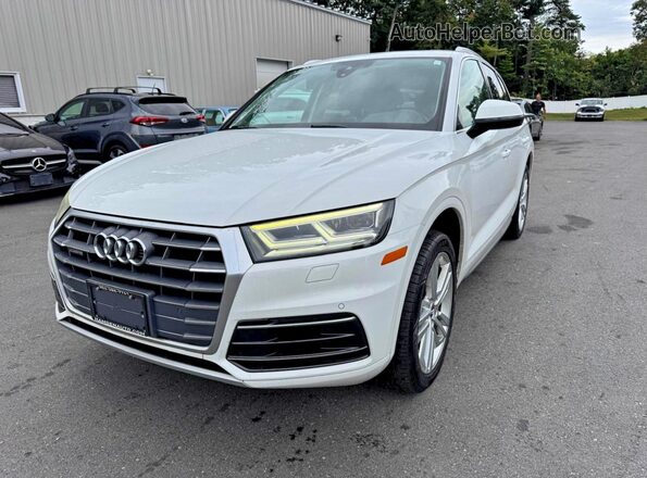 WA1BNAFY5J2150960 2018 AUDI Q5 White Rear left