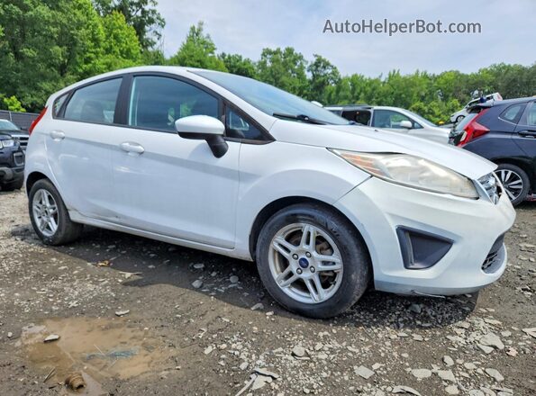 3FADP4EJ5HM121675 2017 FORD FIESTA White Вид спереду