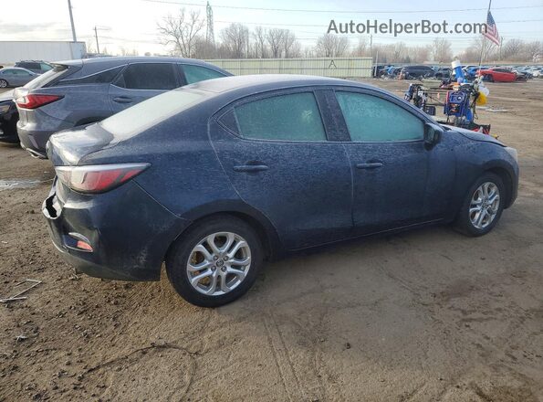 3MYDLBYV1HY161299 2017 TOYOTA YARIS Blue წინა მარჯვენა