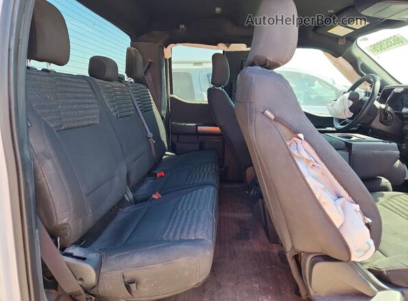 1FTEX1EP2NKE86433 2022 FORD F150 Белый Вид задней части салона