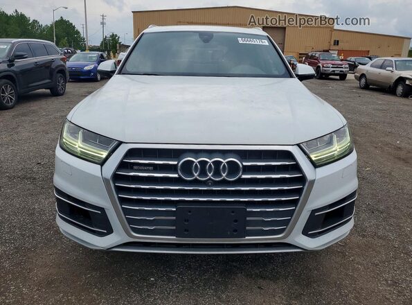 WA1LAAF79KD047215 2019 AUDI Q7 White Rear view