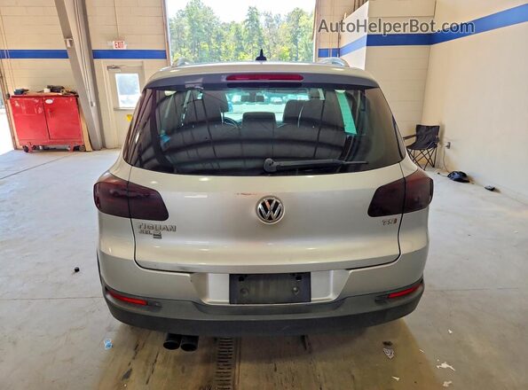 WVGAV7AX3GW553447 2016 VOLKSWAGEN TIGUAN Silver Front interior view