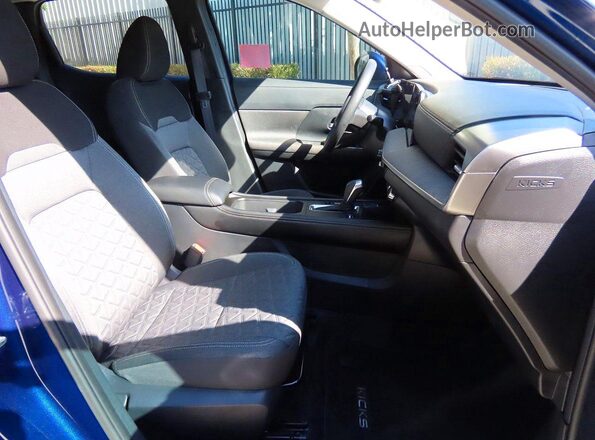 3N8AP6CB2SL406162 2025 NISSAN KICKS Blue Widok z tyłu