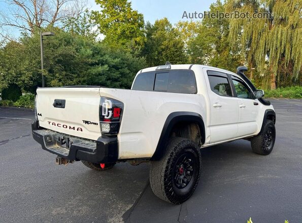 5TFCZ5AN5KX175588 2019 TOYOTA TACOMA Белый Передняя правая четверть