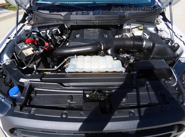 1FTEX1C85PKE05469 2023 FORD F150 Белый Вид панели приборов