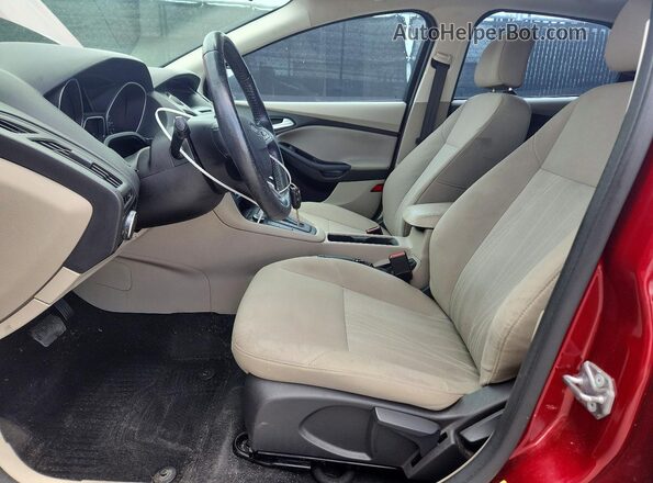 1FADP3K24GL209673 2016 FORD FOCUS Red წინა პანელის ხედი