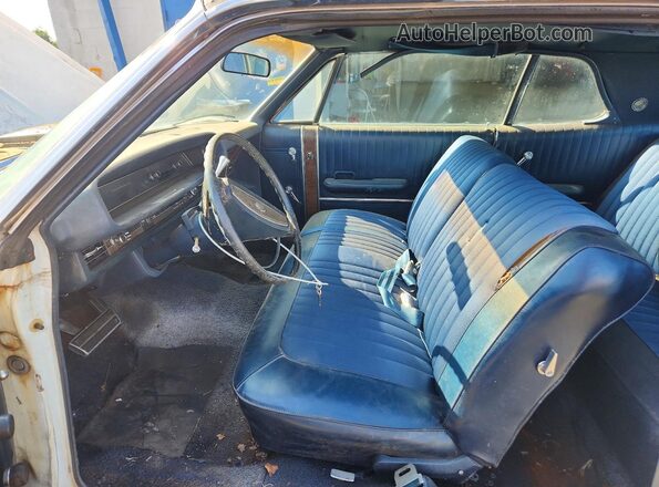 8E62Y218697 1968 FORD LTD White Vista interior delantera