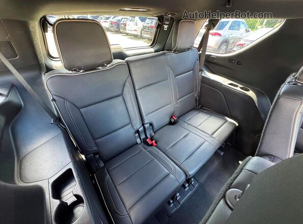 1GKS2BKT7NR237808 2022 GMC YUKON Black Вид задньої частини салону