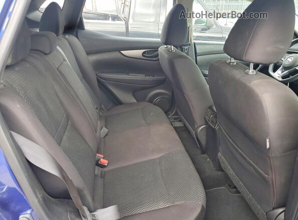JN1BJ1CR7JW293886 2018 NISSAN ROGUE Blue Вид підкапотного простору