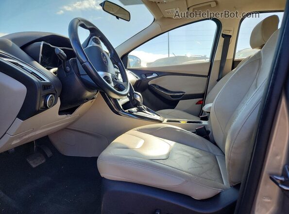 1FADP3R44GL372900 2016 FORD FOCUS Gold Առջևի վահանակի տեսք