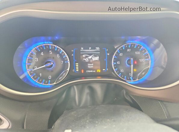 2C4RC1BG4JR120244 2018 CHRYSLER PACIFICA Gray Հետևի նստատեղերի տեսք