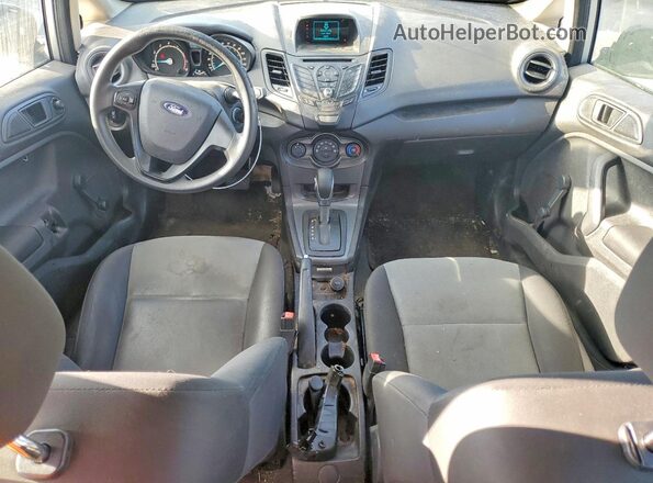 3FADP4AJ5HM147540 2017 FORD FIESTA Silver Вид щитка приладів