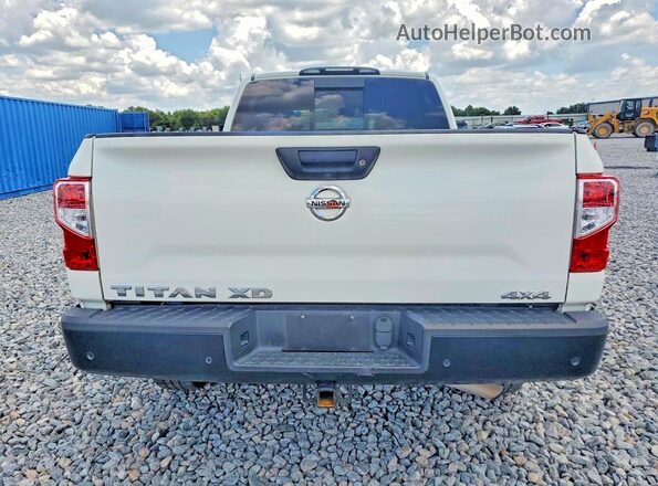 1N6AA1FA0MN518719 2021 NISSAN TITAN White Front interior view