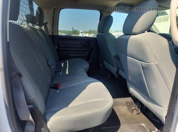 1C6RR7ST8KS668673 2019 RAM 1500 White Вид задньої частини салону