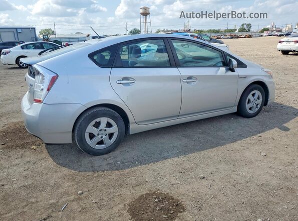 JTDKN3DU8A0045620 2021 TOYOTA PRIUS Silver Delantero derecho