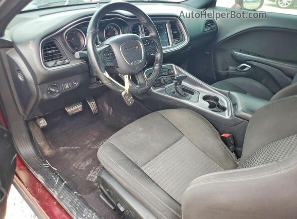 2C3CDZBT6HH639993 2017 DODGE CHALLENGER Красный Вид щитка приборов