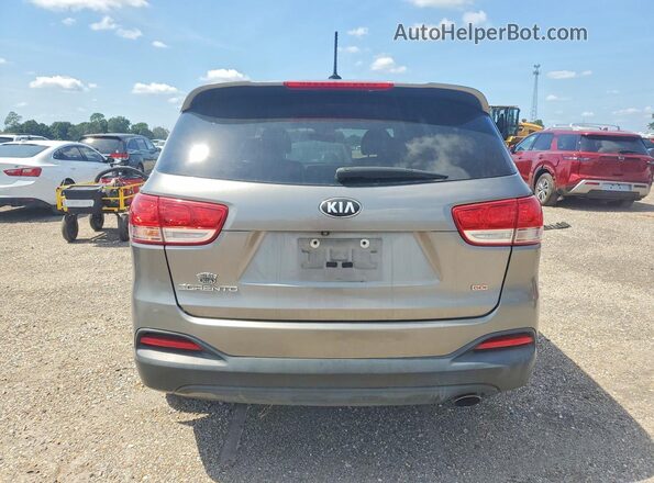 5XYPG4A33JG425640 2018 KIA SORENTO Silver Front interior view