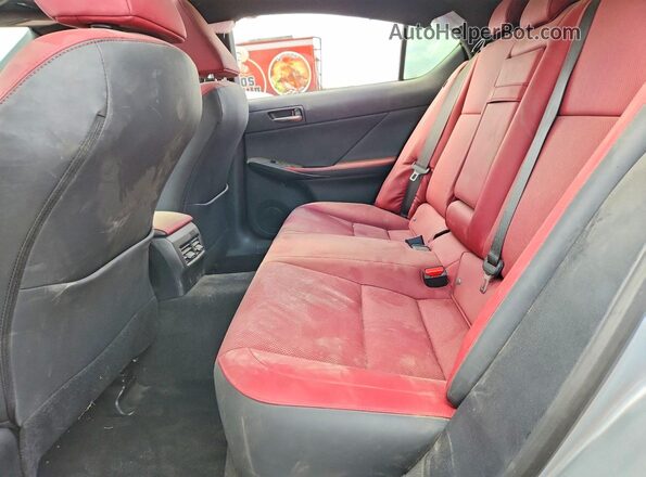 JTHDA1D28P5127543 2023 LEXUS IS Silver Widok wnętrza z tyłu