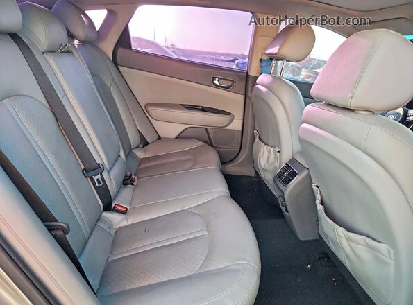 5XXGU4L32HG168815 2017 KIA OPTIMA Silver Սալոնի հետևի տեսք