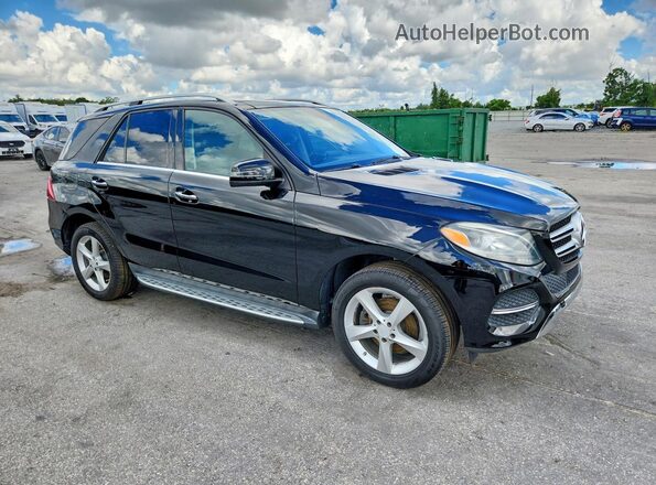 4JGDA5JB9GA622947 2016 MERCEDES-BENZ GLE Black Widok z przodu