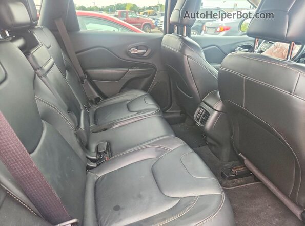 1C4PJMDB3GW157320 2016 JEEP CHEROKEE Gray Vista del compartimento del motor