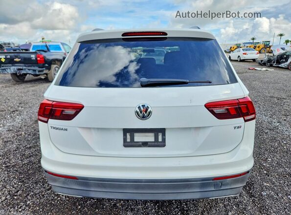 3VV1B7AX7JM066757 2018 VOLKSWAGEN TIGUAN White Vista interior delantera