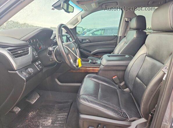 1GNSCHKC1KR262282 2019 CHEVROLET SUBURBAN Серебряный Вид панели приборов