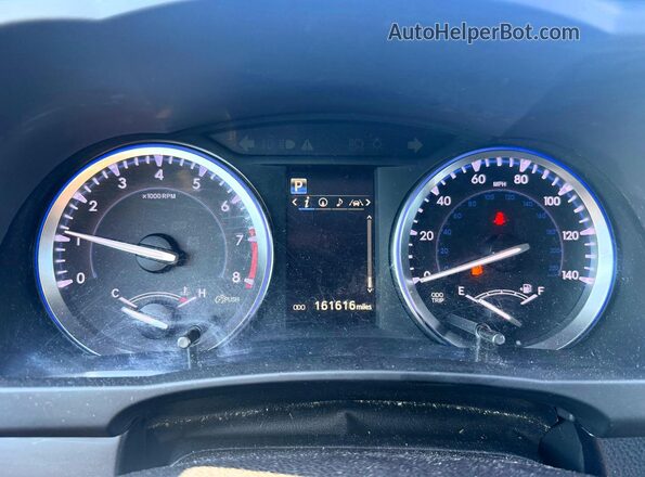 5TDJZRFH4JS523113 2018 TOYOTA HIGHLANDER Gray Engine compartment view