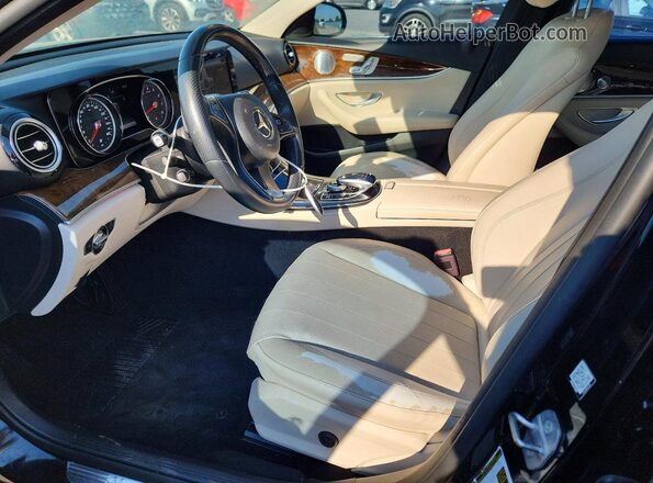 WDDZF6GB3JA428260 2018 MERCEDES-BENZ E Black Dashboard view
