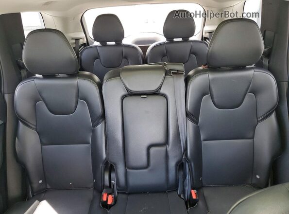 YV4102CK2M1702413 2021 VOLVO XC90 White Սալոնի հետևի տեսք