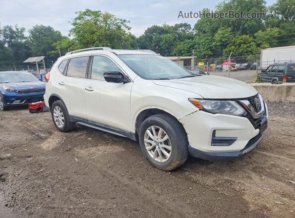 5N1AT2MV6JC840163 2018 NISSAN ROGUE White Front view