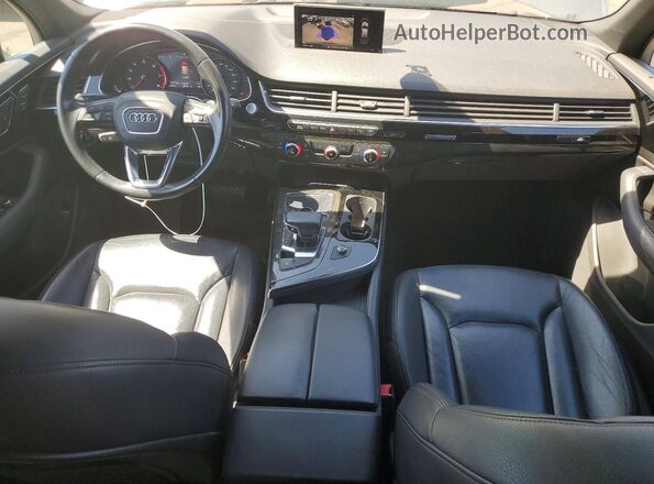 WA1AAAF77HD031773 2017 AUDI Q7 Gray Vista del cuadro de instrumentos