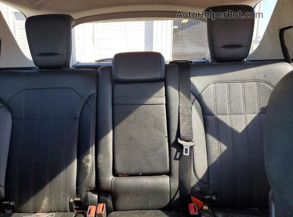 4JGDA5JB9GA668908 2016 MERCEDES-BENZ GLE Gray Rear interior view