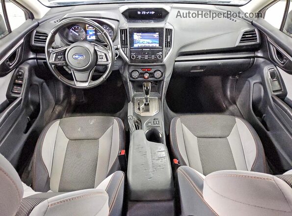 JF2GTADC4J8214591 2018 SUBARU CROSSTREK Blue Instrument cluster view