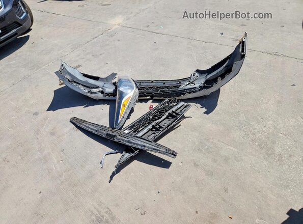 3KPC24A39JE018383 2018 HYUNDAI ACCENT White Widok naklejki z numerem VIN