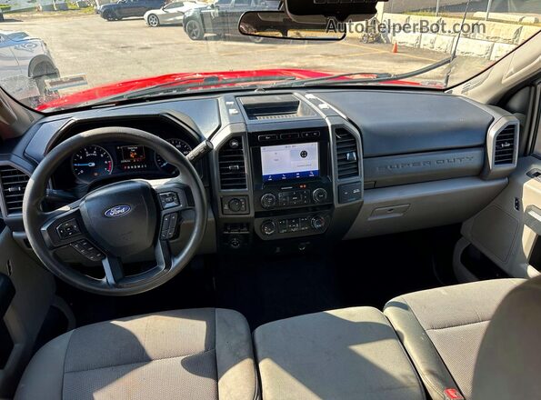 1FT7W2B69MEC96669 2021 FORD F250 Red Widok zestawu wskaźników