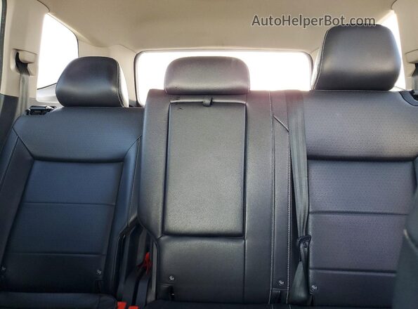 1V2DP2CA8MC559229 2021 VOLKSWAGEN ATLAS White Vista interior trasera