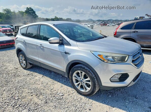 1FMCU0GD1HUD92660 2017 FORD ESCAPE Серебряный Вид спереди
