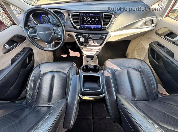 2C4RC1BG6MR575049 2021 CHRYSLER PACIFICA Бордовый Вид задних сидений