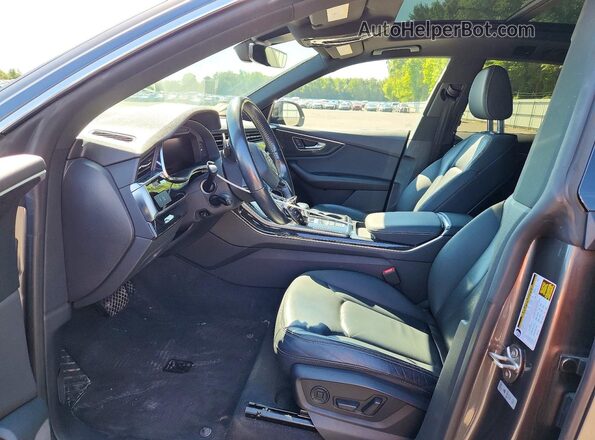 WA1AVAF10KD018936 2019 AUDI Q8 Gray Widok deski rozdzielczej