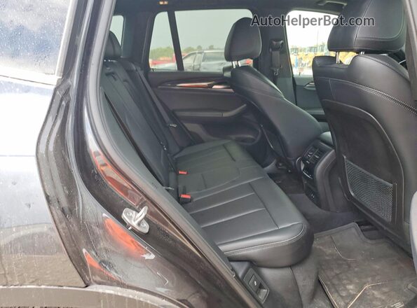 5UX43DP03P9P37798 2023 BMW X3 Charcoal Widok wnętrza z tyłu