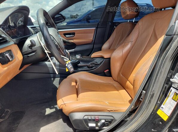 WBA4A9C5XGG506136 2016 BMW 4 SERIES Black Widok deski rozdzielczej