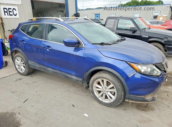 JN1BJ1CR7JW293886 2018 NISSAN ROGUE Blue Вид спереду