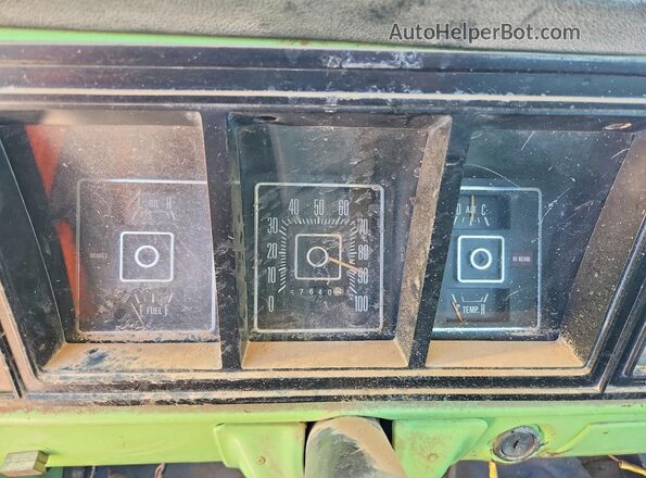 F10YKS83060 1973 FORD F100 Двухцветный Вид щитка приборов